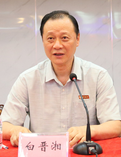 https://news.jsu.edu.cn/__local/3/72/F9/0BAAC121721988FE1819B939E7D_436F586E_EE65.jpg